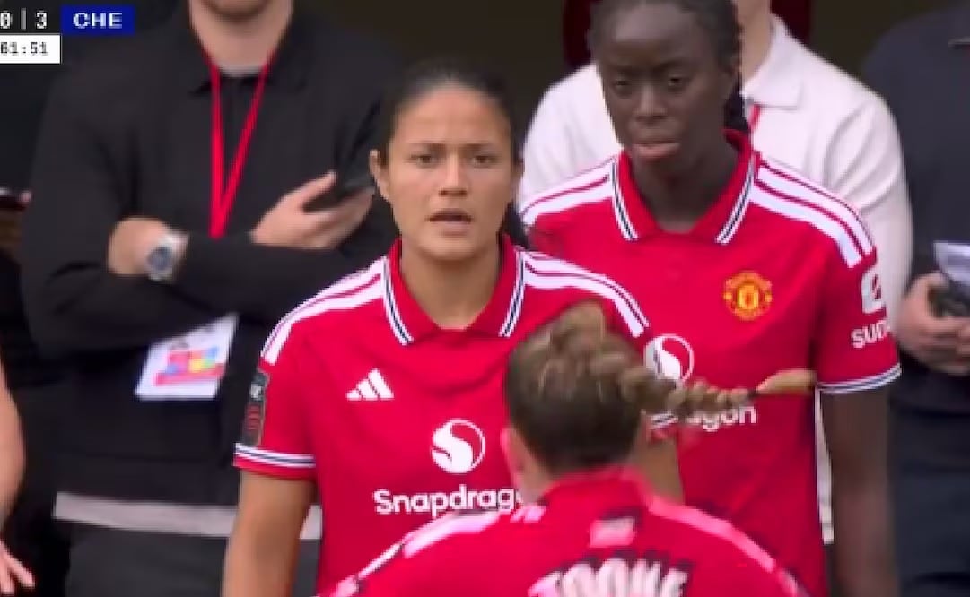 Rebeca Bernal en su debut con el Manchester United con derrota ante Chelsea / Foto: Captura Pantalla