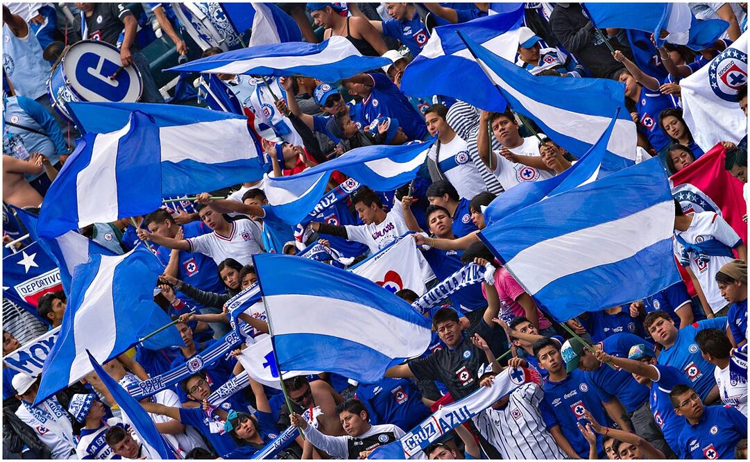 Afición de Cruz Azul en el Estadio Azul en 2013 / FOTO: Imago7