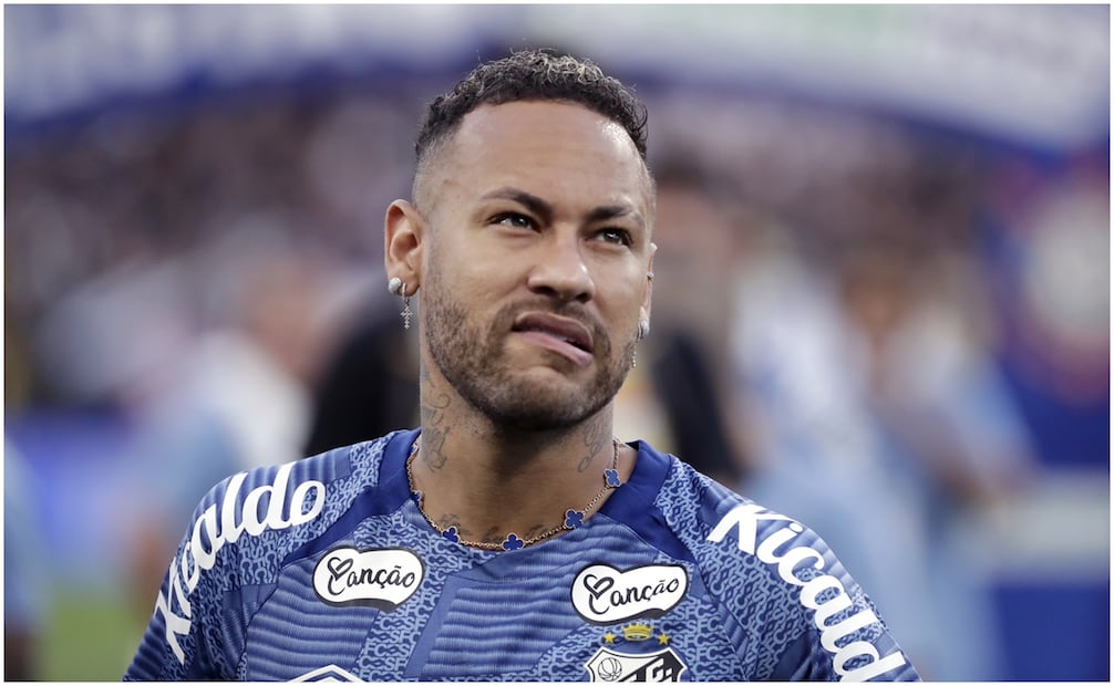 Neymar con el Santos de Brasil Foto: EFE