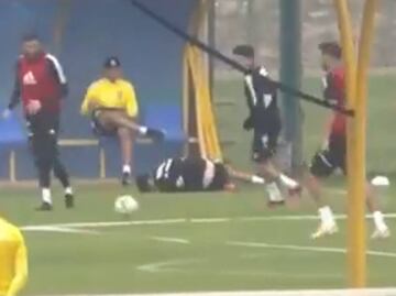 André Pierre Gignac comete brutal barrida contra un canterano de Tigres