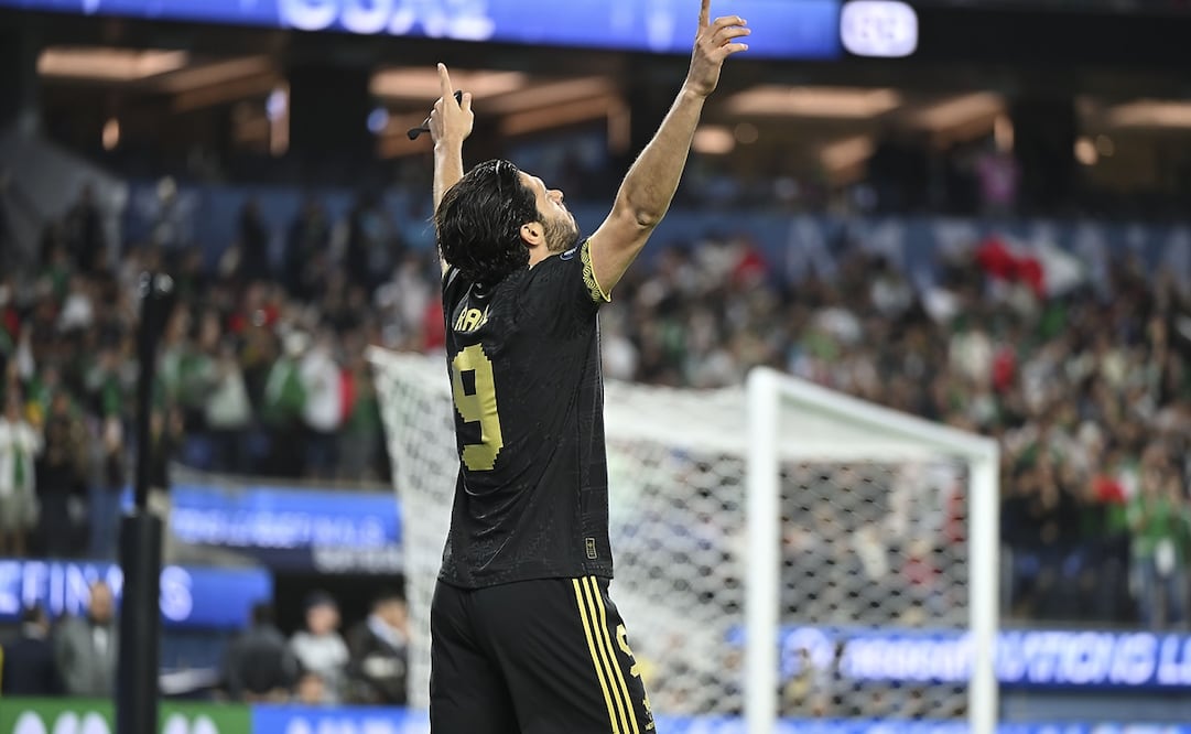 Raúl Jiménez en festejo de gol, durante el partido entre México y Canadá en la Liga de Naciones de la Concacaf - Foto: Imago7