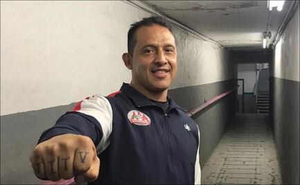 Luchador Tarzan Boy sufre grave accidente automovilístico tras salir de una función en Matamoros