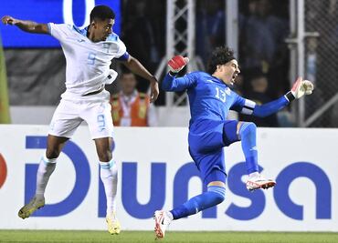 Hondureños festejan la baja de Memo Ochoa: 'Es una ventaja que no esté en la Vuelta'