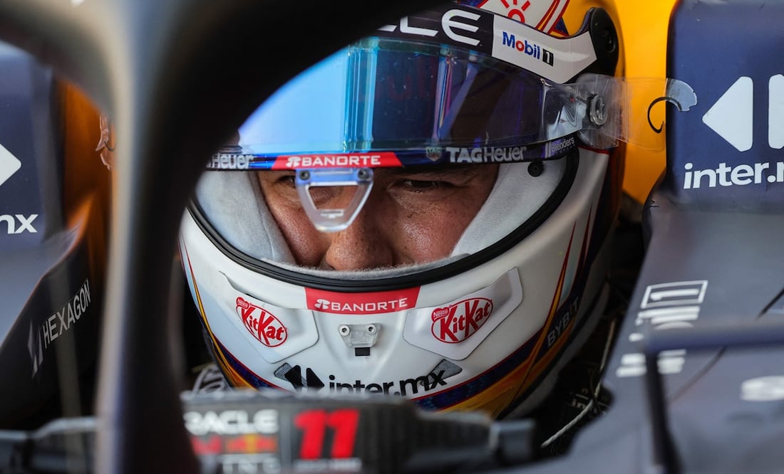 Checo Pérez y su mensaje tras haber renovado con Red Bull dos años más - Foto: AFP