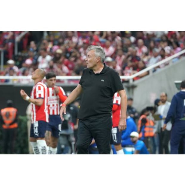 Domènec Torrent estuvo a punto de ser entrenador de Chivas, pero la negociación se cayó. Foto: Imago7