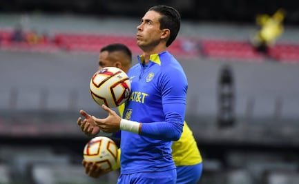 André Jardine realiza cambios en su once titular y mandó de inicio a Óscar Jiménez