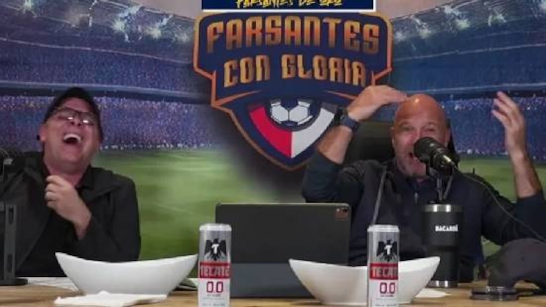 Christian Martinoli y Luis García tuvieron una exitosa transmisión en YouTube en el debuto de México en la Copa Oro. Foto: Especial