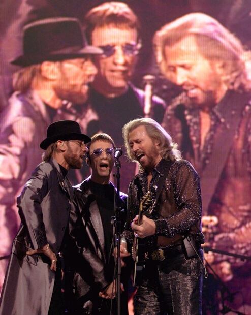 Bee Gees, la maldición de la banda de pop más grande de los 70 