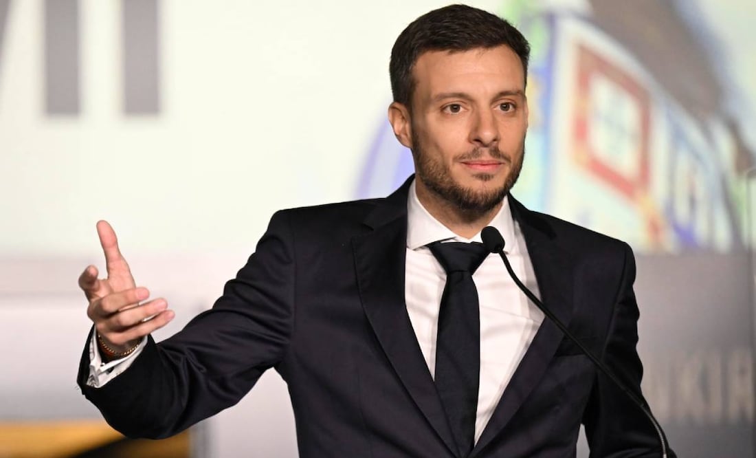 Anselmi dijo que tenía la intención de despedirse de la afición del Cruz Azul. Foto: EFE.