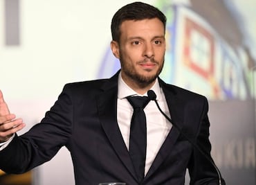 Martín Anselmi es tachado de mentiroso por la afición del Cruz Azul