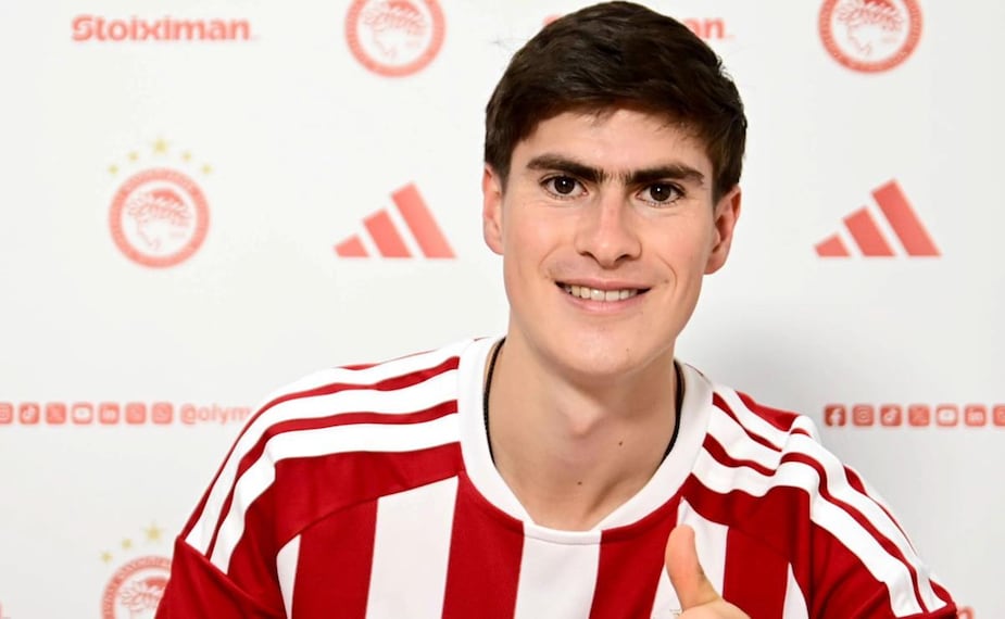 Hormiga González es presentado por el Olympiacos / Foto: @olympiacosfc