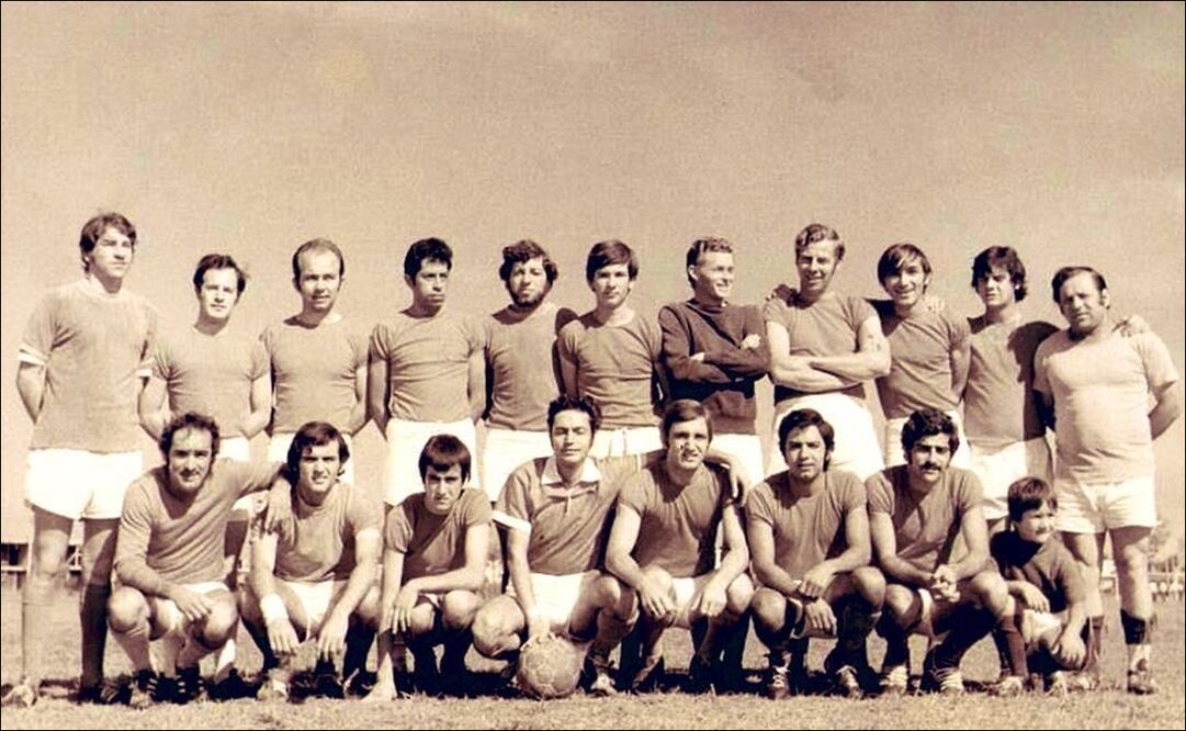 José Ramón Fernández mandó convincente recado a sus detractores: “¿Quién dice que no jugué futbol?” / FOTO: ESPECIAL