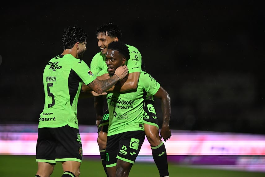 Bravos de Juárez en festejo de gol, durante la fase regular del torneo Apertura 2026 - Foto: Imago7