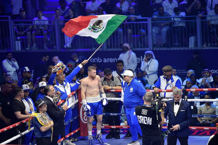 Canelo Álvarez en su pelea contra William Scull - Foto: EFE
