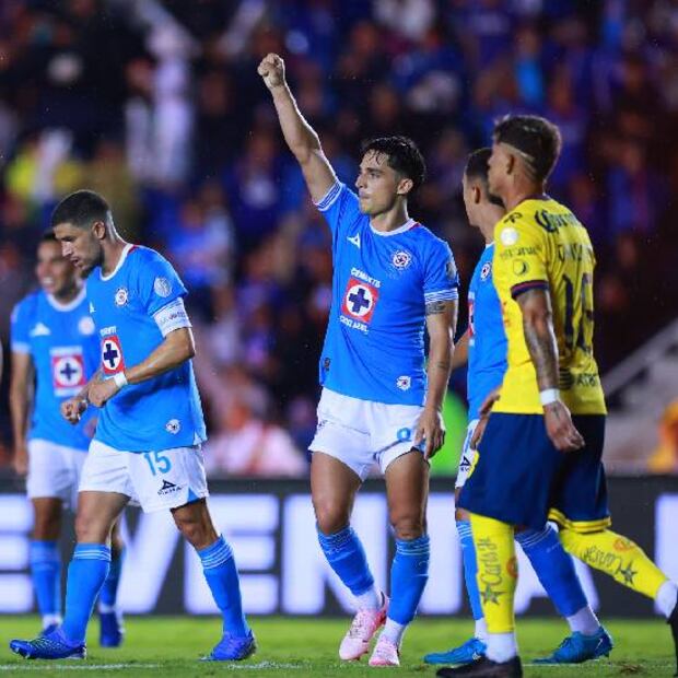 En la Jornada 6, Cruz Azul le pasó por encima al América y los derrotó 4-1. Foto: Imago7