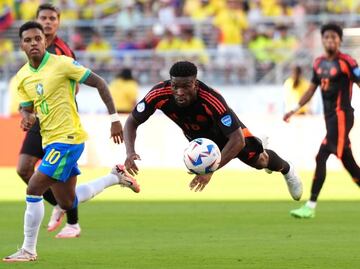 Sin samba y sin café, Brasil y Colombia empatan en la última fecha de la Copa América