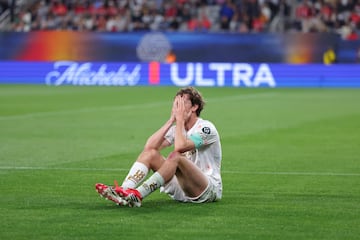 Marcel Ruiz sale lesionado; enciende alarmas en la Selección Mexicana