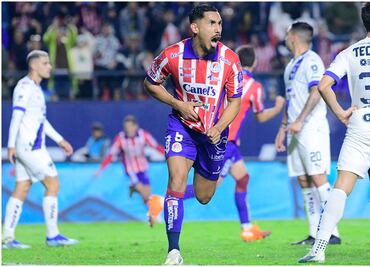 San Luis quiere dejar fuera a Rayados y se adelantó en el marcador
