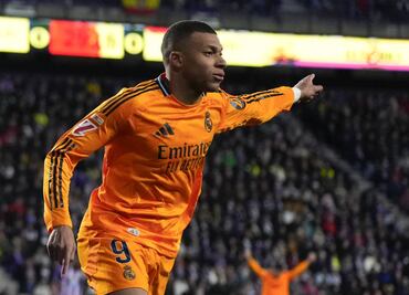 Kylian Mbappé consigue un triplete en la victoria del Real Madrid sobre el Valladolid