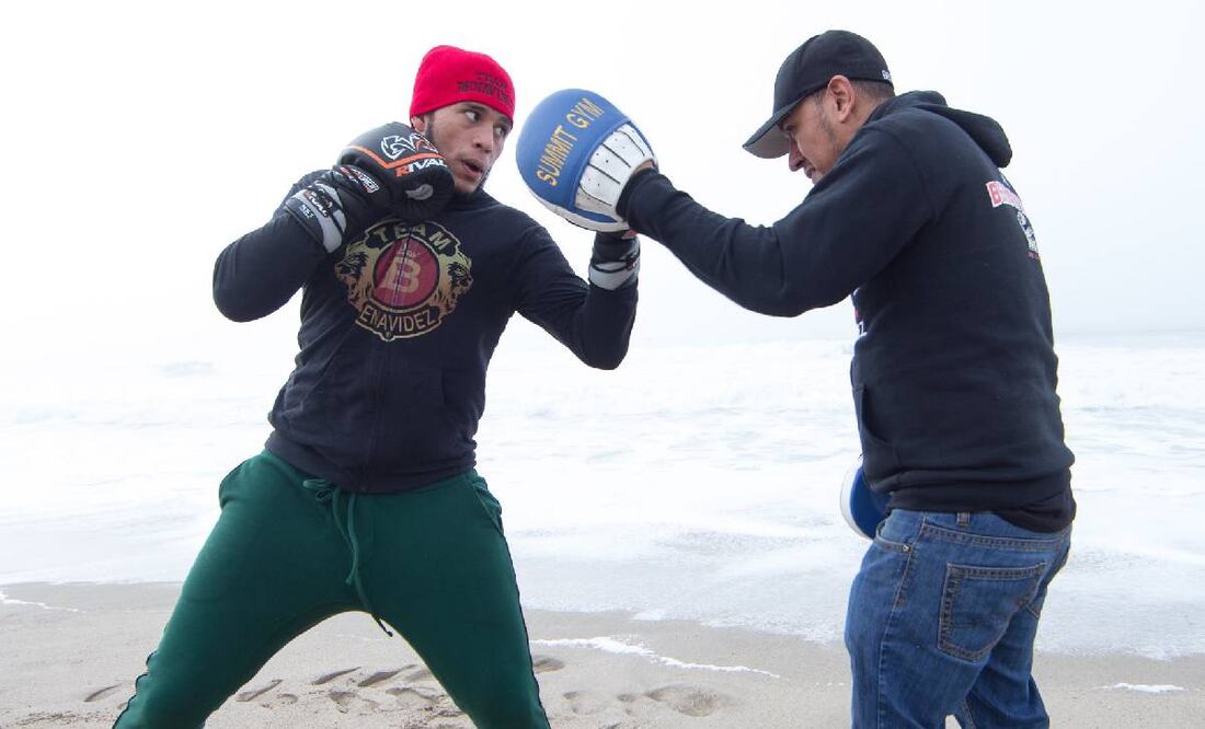 David Benavidez se entrena para estar listo en su próxima contienda. Foto: @Benavidez300