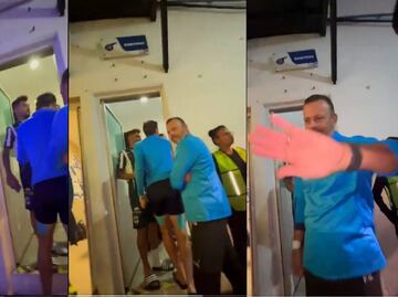 ¿Tecatito Corona y Sergio Canales podrían ser suspendidos por reclamos a los árbitros?