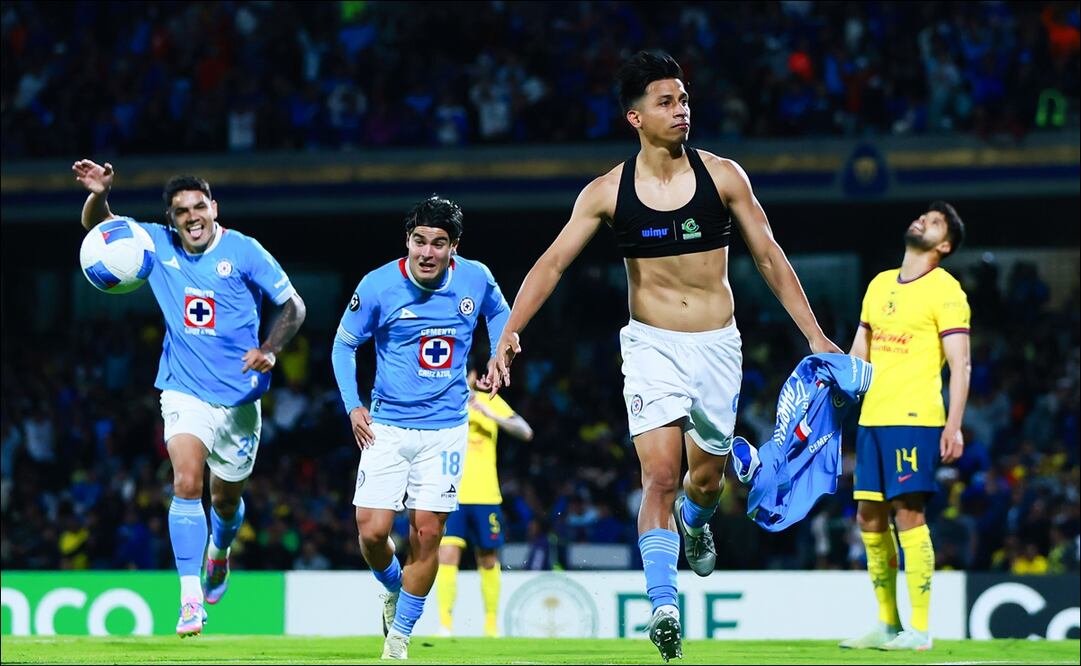 Cruz Azul finalmente cortó le hegemonía del América y clasificó a semifinales de la Copa de Campeones de la Concacaf / FOTO: Imago7