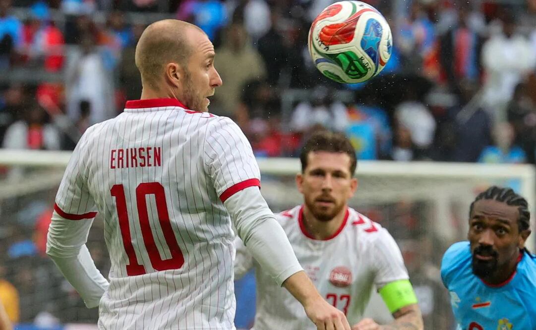 Christian Eriksen se volvió a desmayar en un partido de Dinamarca Foto: EFE
