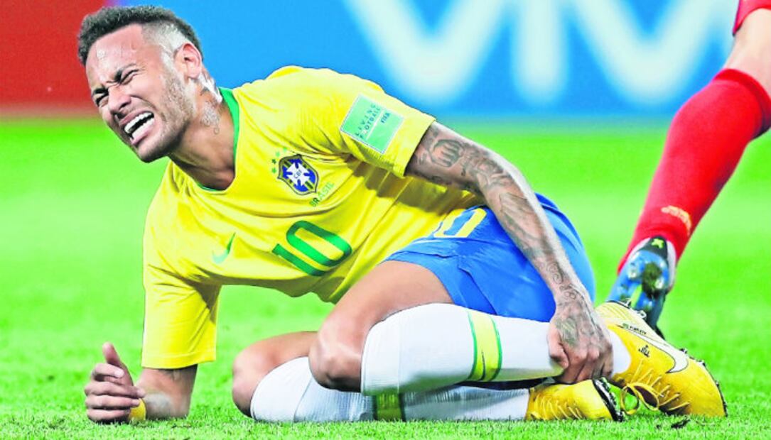 10 futbolistas que han tenido graves roces con la ley