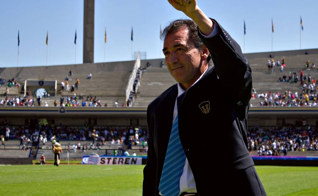 Carrillo no está dispuesto a ser el número dos en el TRI. Foto: Imago7.