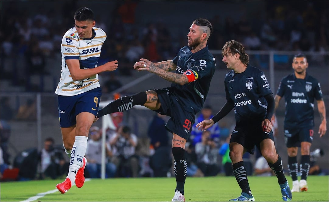 Sergio Ramos fue expulsado por primera ocasión en la Liga MX y aumentó la roja mancha en su carrera / FOTO: Imago7