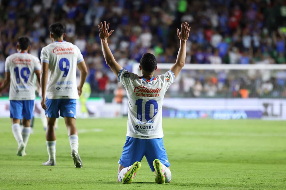 Andrés Montaño en festejo de gol, durante los Cuartos de Final entre Cruz Azul y León - Foto: Imago7