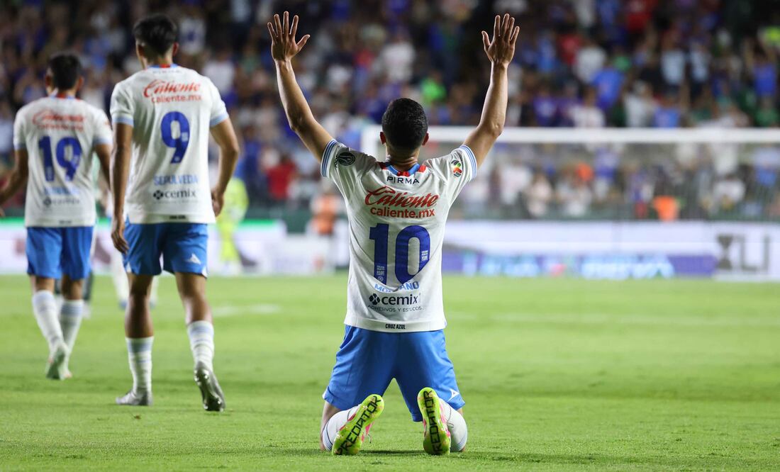 Andrés Montaño en festejo de gol, durante los Cuartos de Final entre Cruz Azul y León - Foto: Imago7