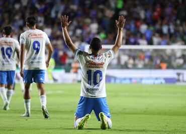 Cruz Azul derrota a León y sueña con semifinales; el rugido de "La Fiera" se apaga en casa