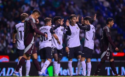 Selección Mexicana es reventada por la afición en el Estadio Cuauhtémoc