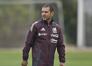 Jaime Lozano, técnico del Tri, quedó fuera del Top 10 de los DT's mejor pagados de Copa América
