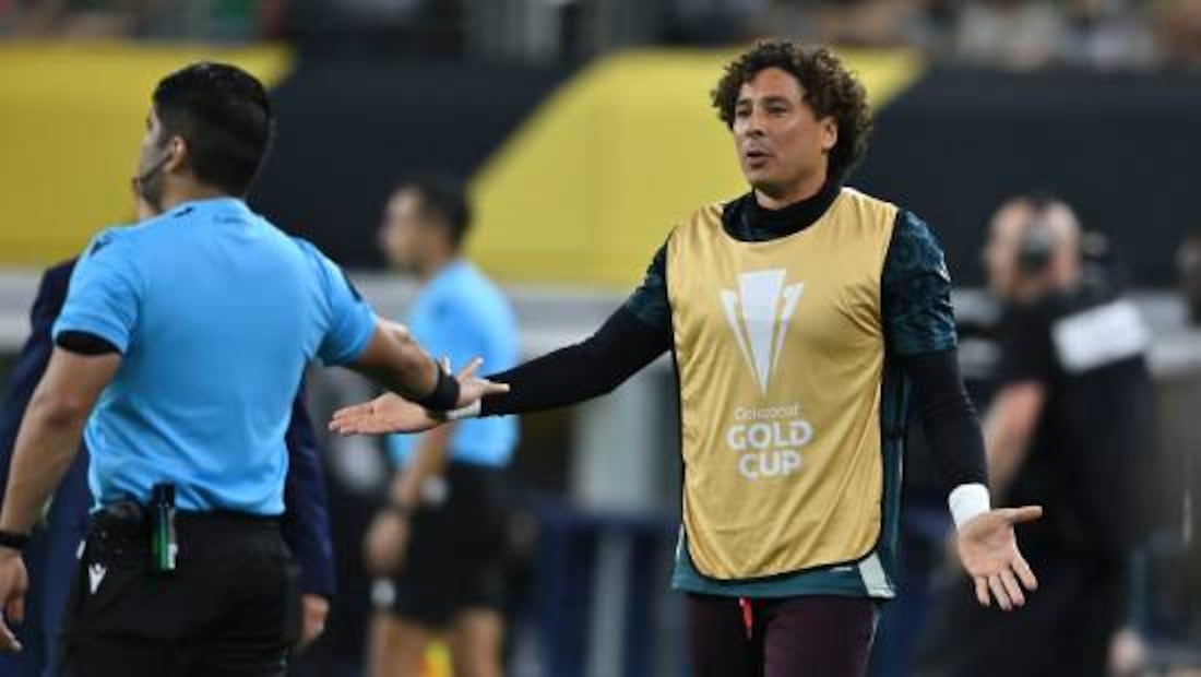 Guillermo Ochoa se ha quedado en la banca en los tres partidos de la Copa Oro que se han disputado. Foto: Imago7