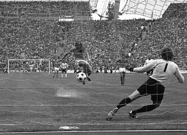 El gol más rápido de la historia en una Final del Mundial; lo anotó un compañero de Johan Cruyff en 1974