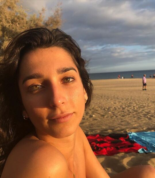 Lola Rodríguez, la actriz española de “Bienvenidos a Edén” que causa sensación