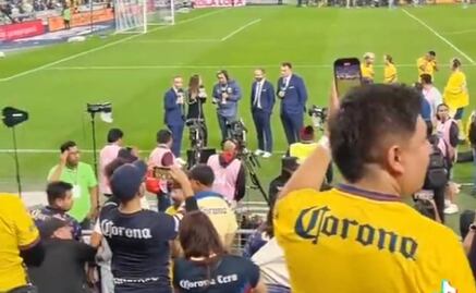 Afición del América insultó a David Faitelson y hasta le inventó un cántico tras el Tricampeonato