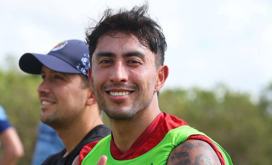 Omar Govea es uno de los tres refuerzos que tienen los rojiblancos para la próxima temporada. Foto: @Chivas