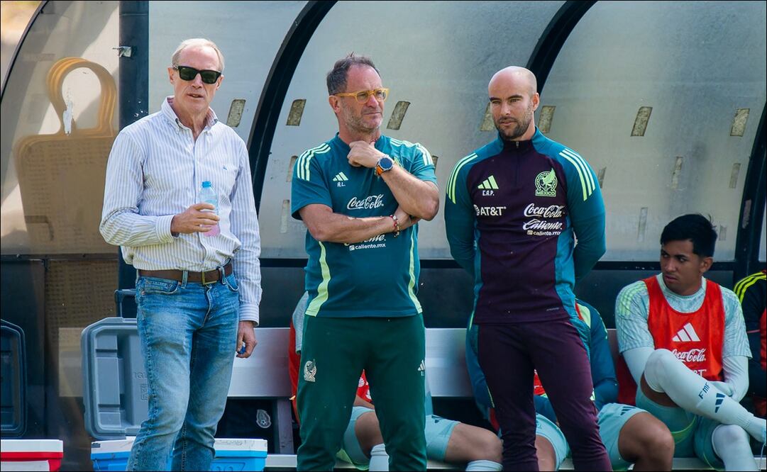 Ivar Sisniega, Andrés Lillini y Eduardo Arce durante un partido de preparación entre la Selección Nacional de México Sub 20. FOTO: Imago7