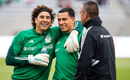 Malagón explica su relación con Guillermo Ochoa: "Siempre ha estado conmigo como un caballero"