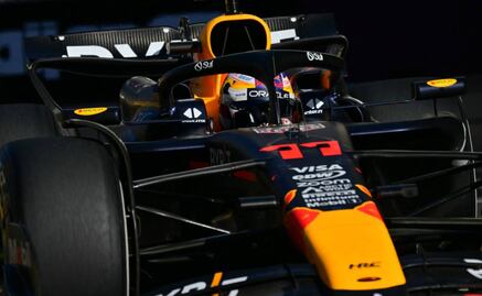 Checo Pérez sufre terrible choque en el Gran Premio de Azerbaiyán