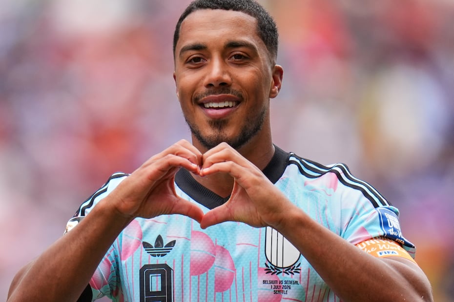 Youri Tielemans con la selección de Bélgica, durante los 16vos de Final del Mundial de 2026 - Foto: AP
