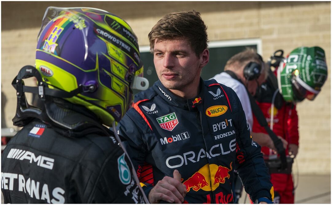 Max Verstappen saludando a Lewis Hamilton en el GP de Austin / FOTO: EFE