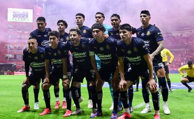 Gustavo Mendoza dijo que si Chivas le gana al América los aficionados tendrán una razón para festejar en este año. Foto: Imago7.