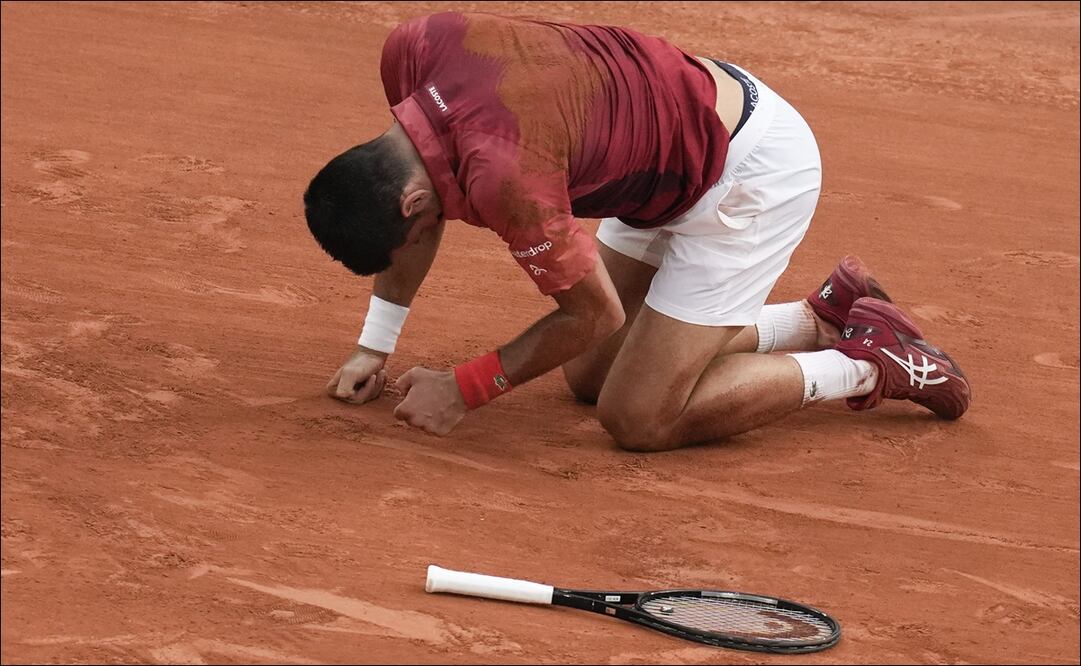 Novak Djokovic se retira de Roland Garros por una terrible lesión - Foto: AP