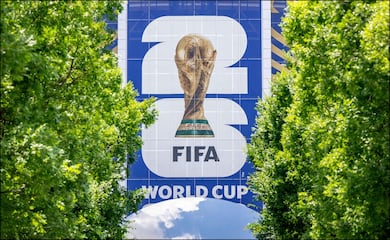 FIFA lanza tremenda medida que afectará a los aficionados ¡Prohíbe botellas de agua en estadios!