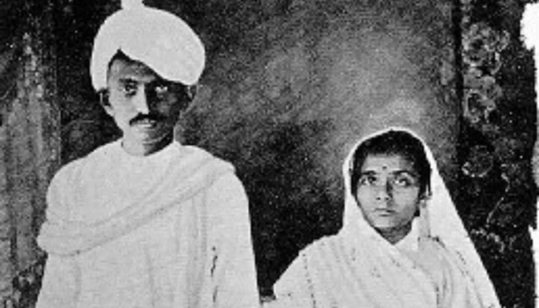 10 extrañas intimidades sexuales de Mahatma Gandhi
