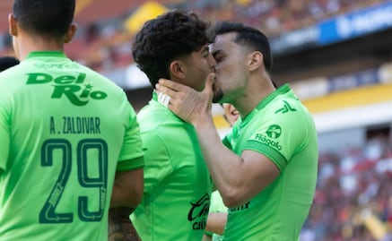 Festejo con beso incluido roba reflector al insípido empata de 1-1 entre Atlas y Juárez